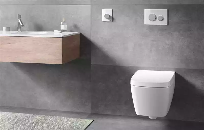 Текстильные детали ванной комнаты коттеджа